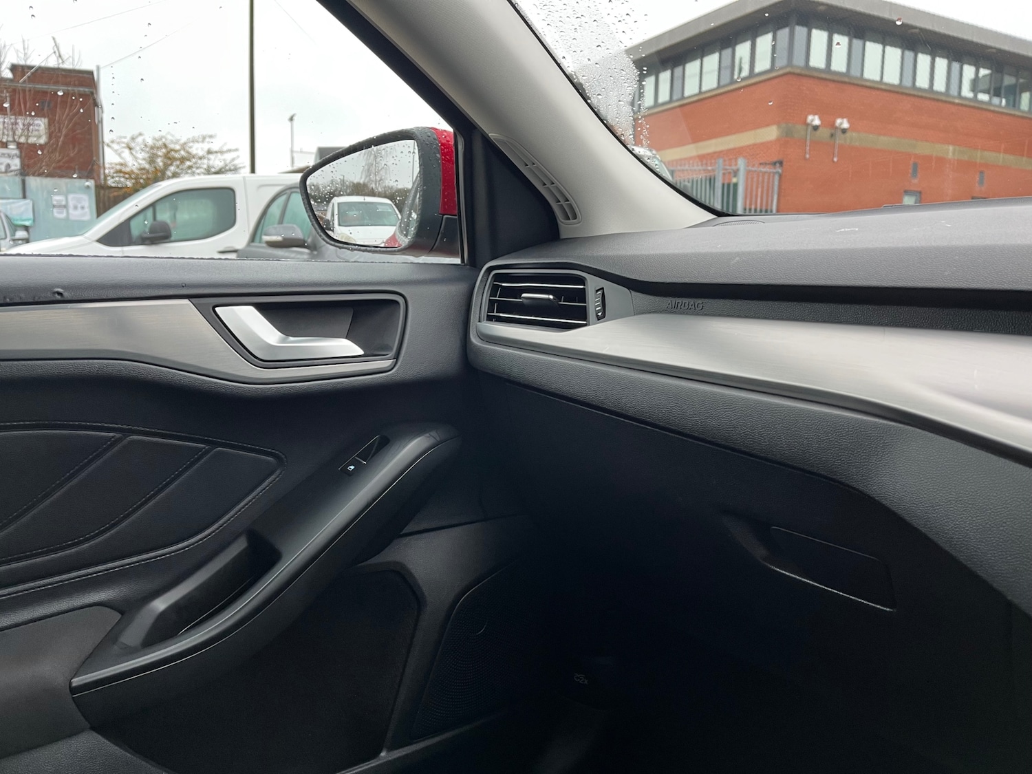 Used Ford Focus 2023 for sale - 76984288: Photo 17