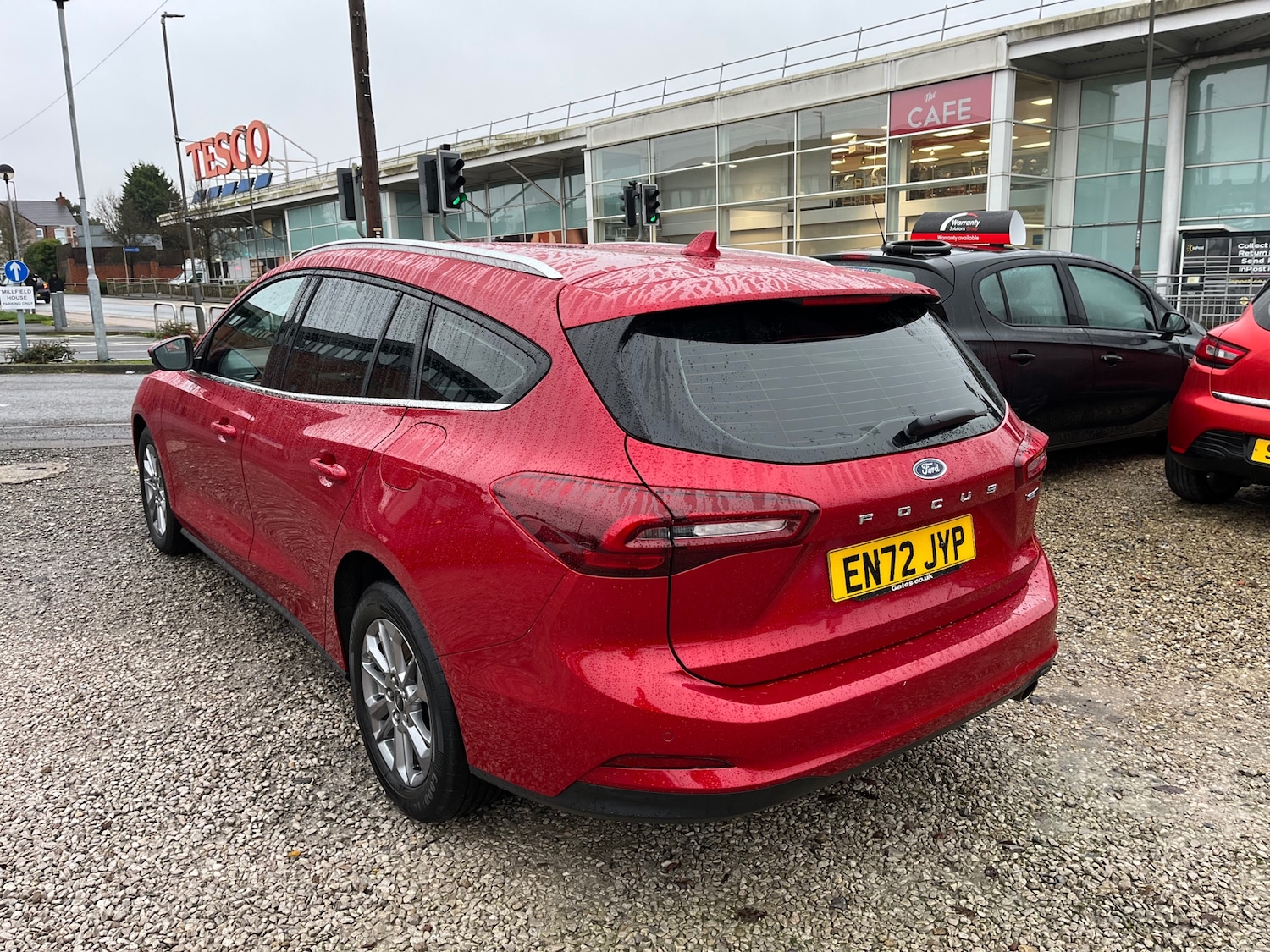 Used Ford Focus 2023 for sale - 76984288: Photo 4