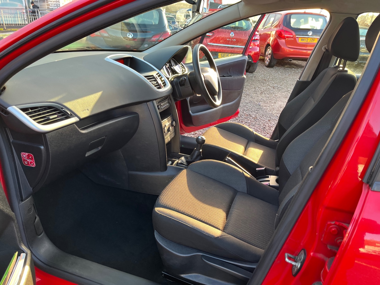 Used Peugeot 207 2009 for sale - 77008366: Photo 11