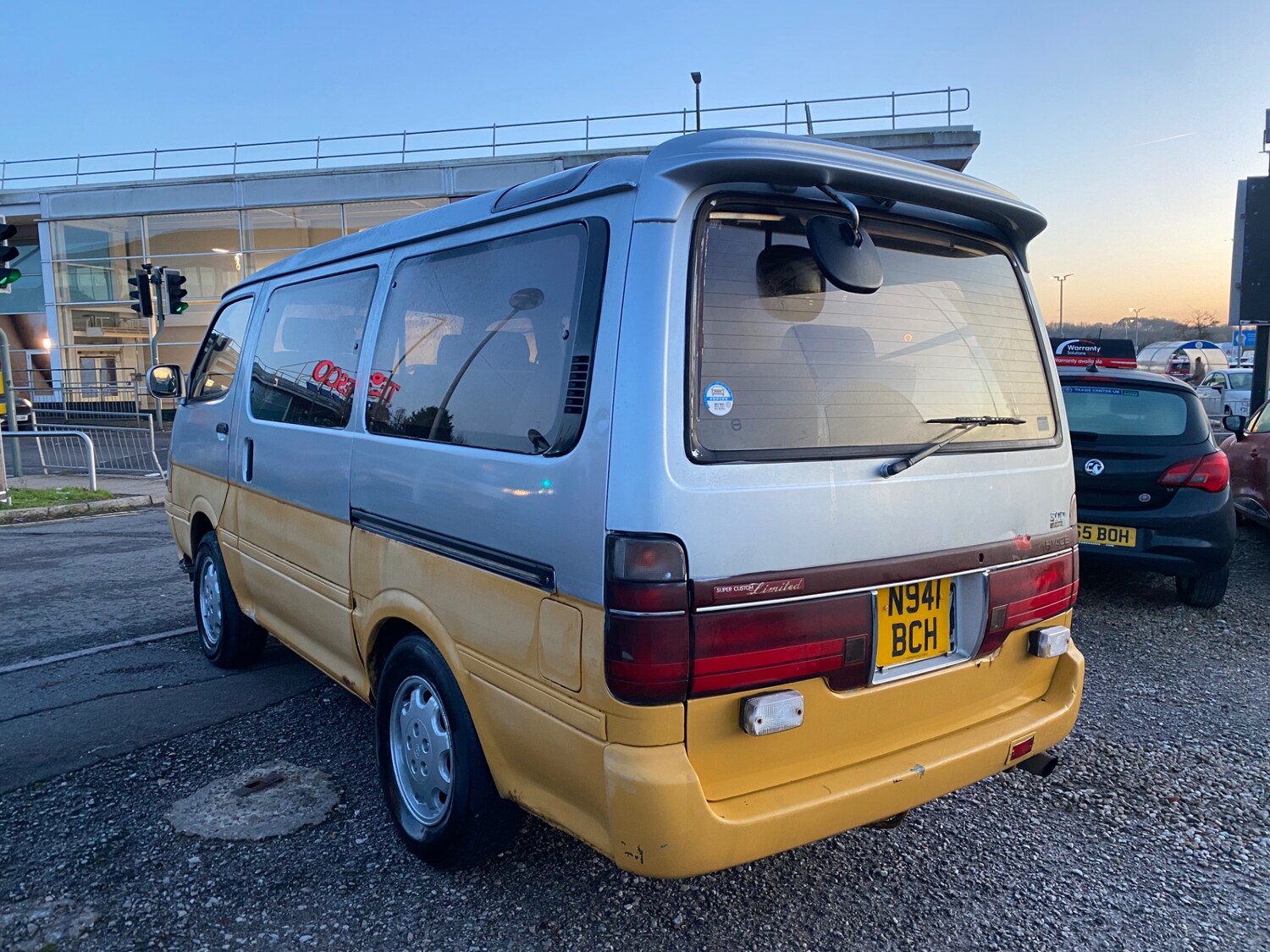 Used Toyota HiAce 2005 for sale - 76819315: Photo 4