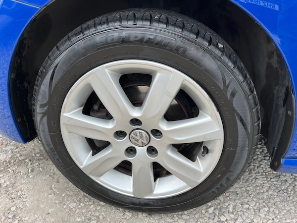 Used Volkswagen Polo 2012 for sale - 76225500: Photo 12