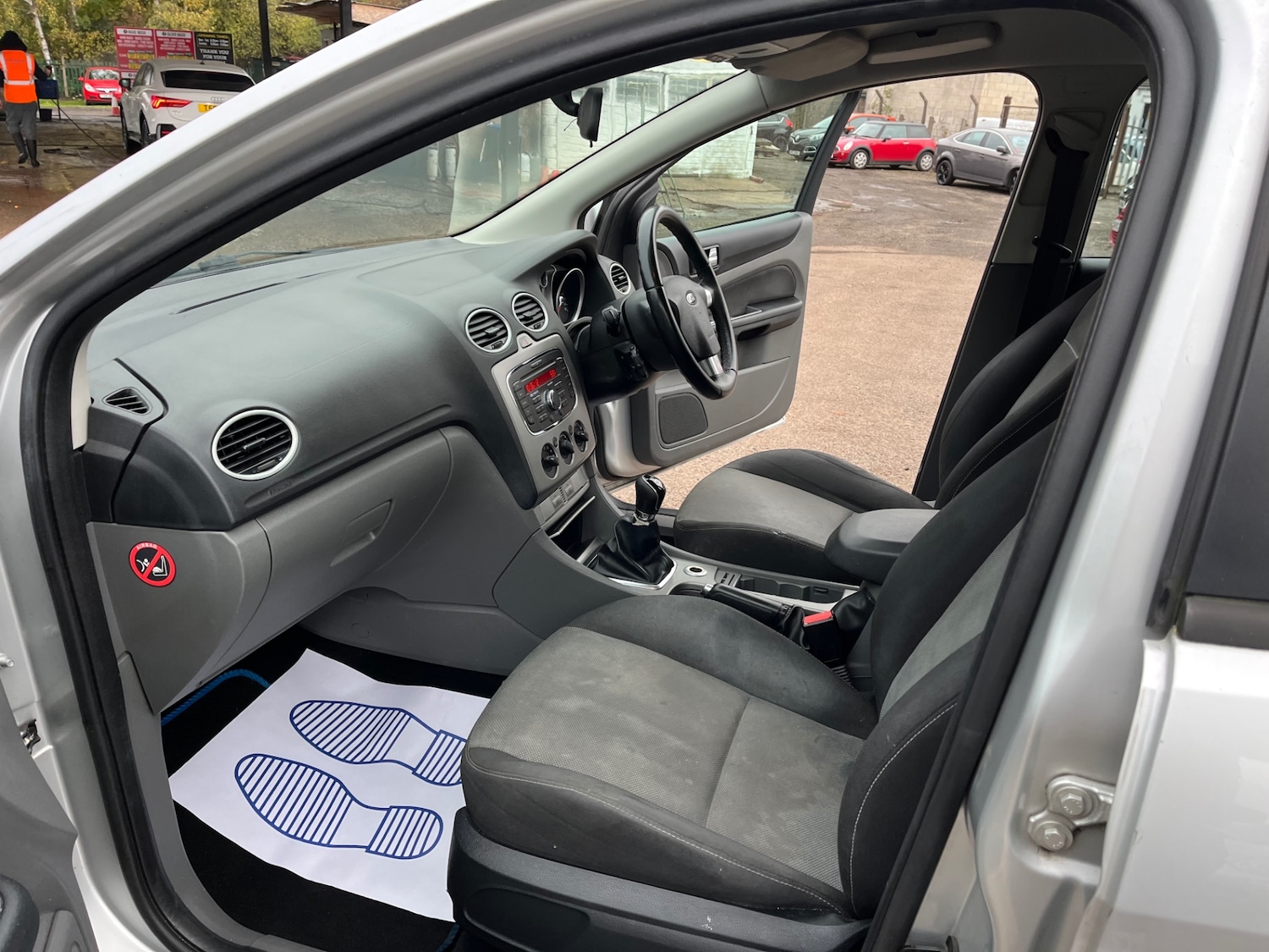 Used Ford Focus 2010 for sale - 76418600: Photo 10