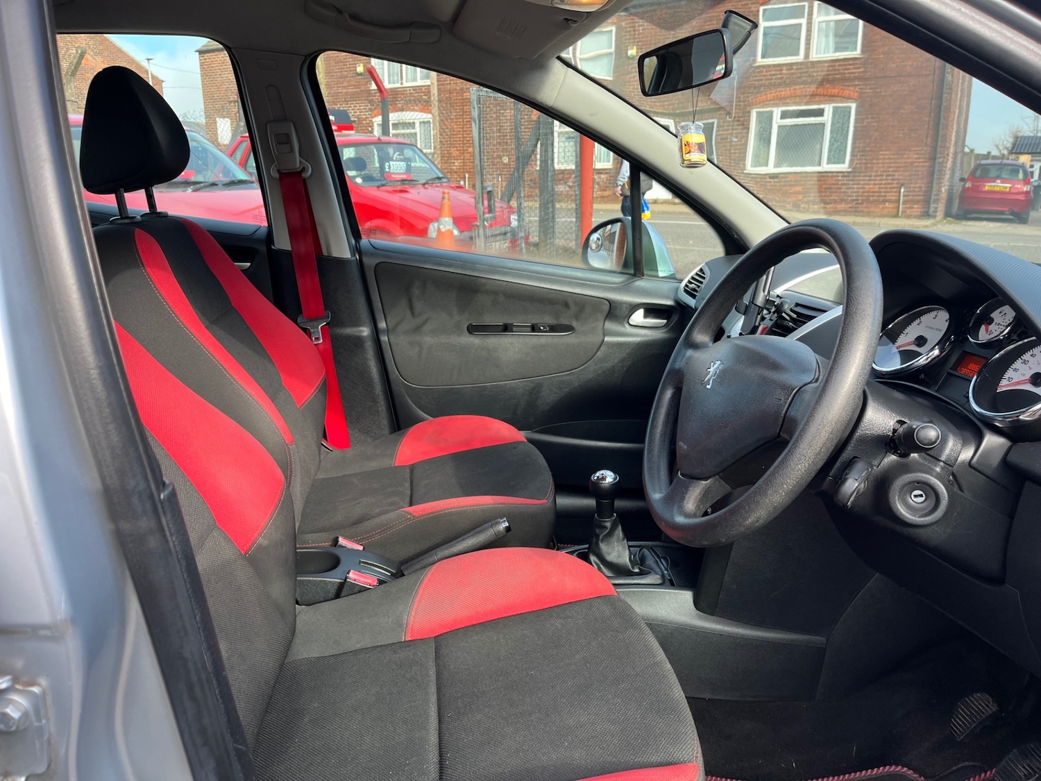 Used Peugeot 207 2010 for sale - 77781574: Photo 7