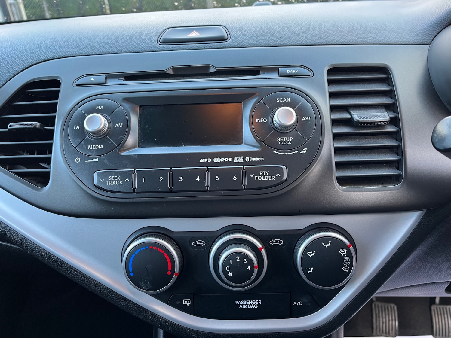 Used Kia Picanto 2014 for sale - 76369405: Photo 17