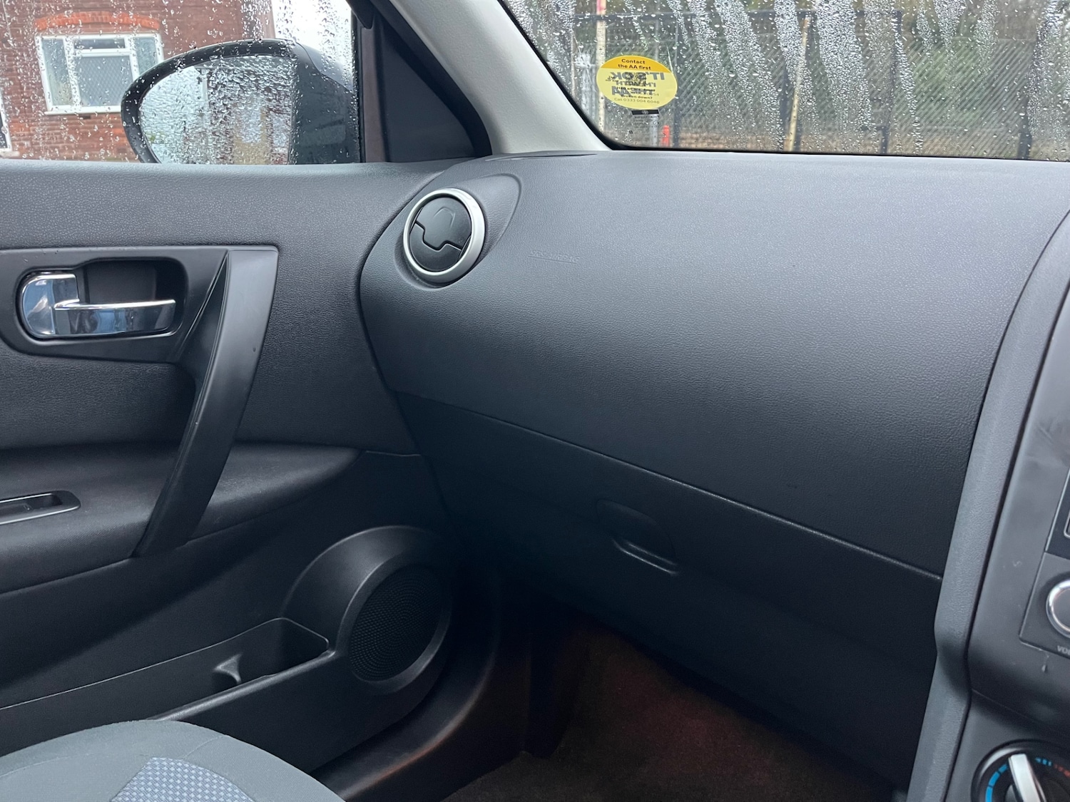 Used Nissan Qashqai 2012 for sale - 77329329: Photo 15