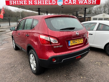 Used Nissan Qashqai 2012 for sale - 77329329: Photo
