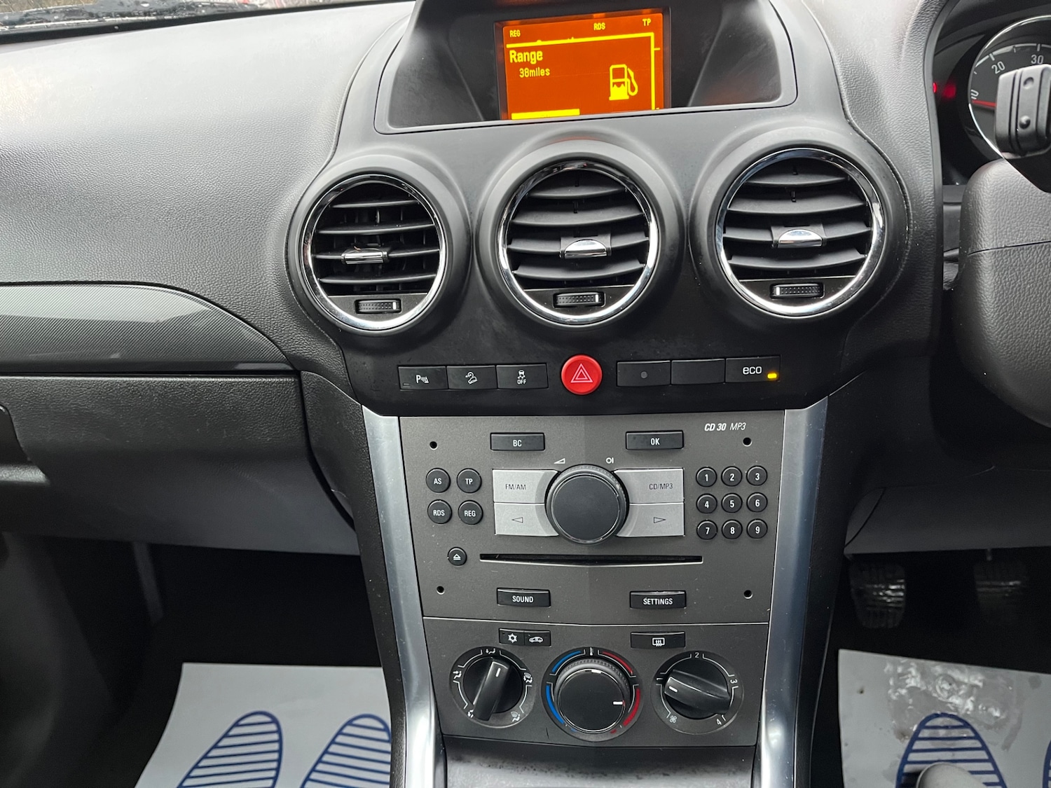 Used Vauxhall Antara 2012 for sale - 76921665: Photo 21