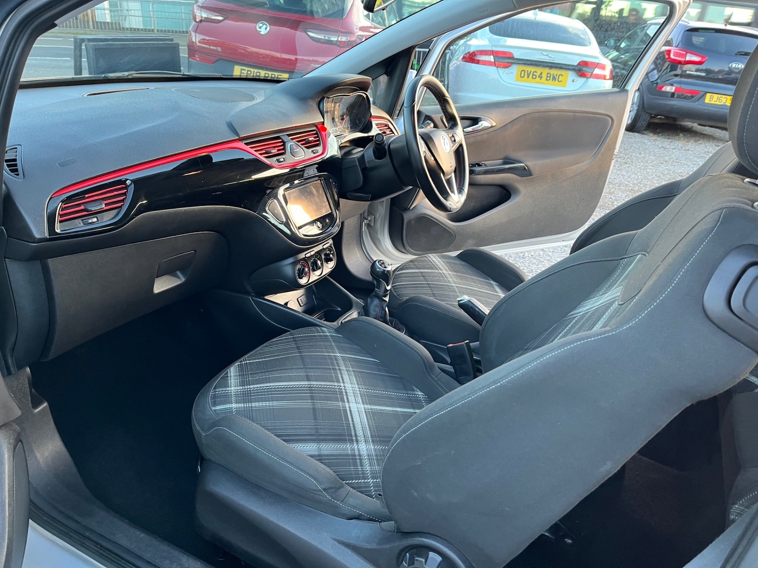 Used Vauxhall Corsa 2015 for sale - 76187324: Photo 10