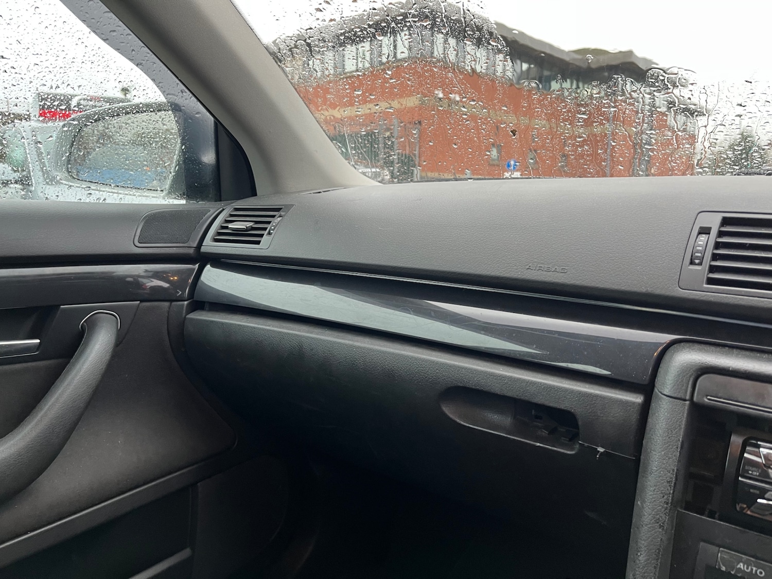 Used Audi A4 2003 for sale - 76559328: Photo 9