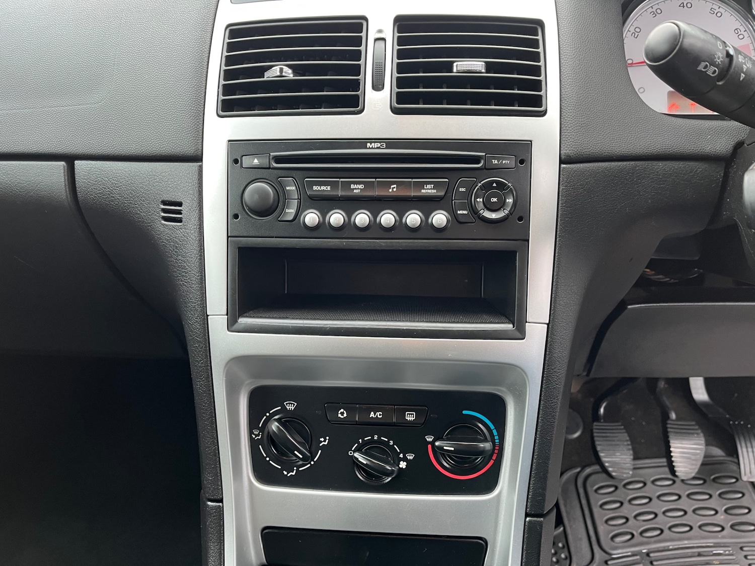 Used Peugeot 307 2007 for sale - 77554969: Photo 21