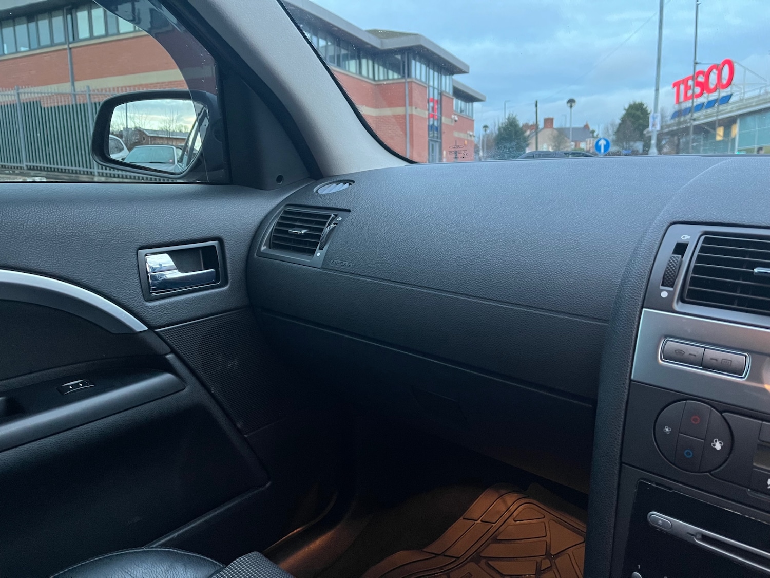 Used Ford Mondeo 2007 for sale - 77201067: Photo 18