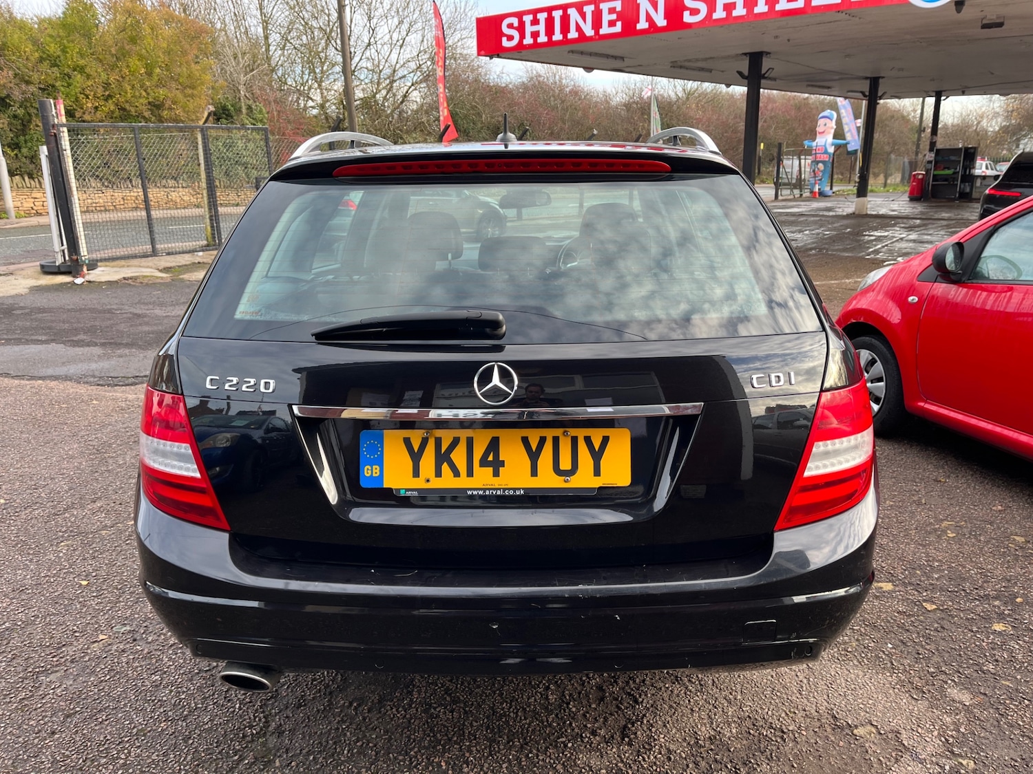 Used Mercedes-Benz C Class 2014 for sale - 76836765: Photo 3