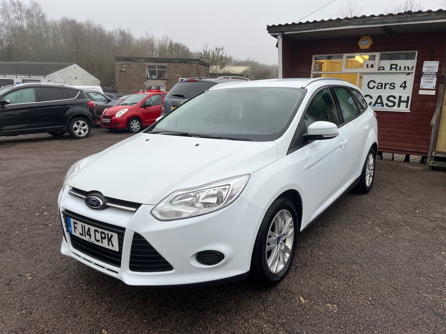 Used Ford Focus 2014 for sale - 77140861: Photo 3
