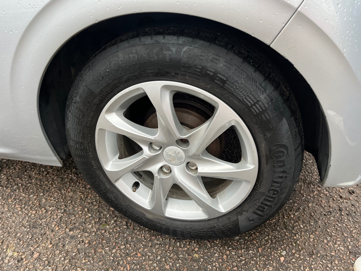 Used Peugeot 208 2012 for sale - 77548393: Photo 17