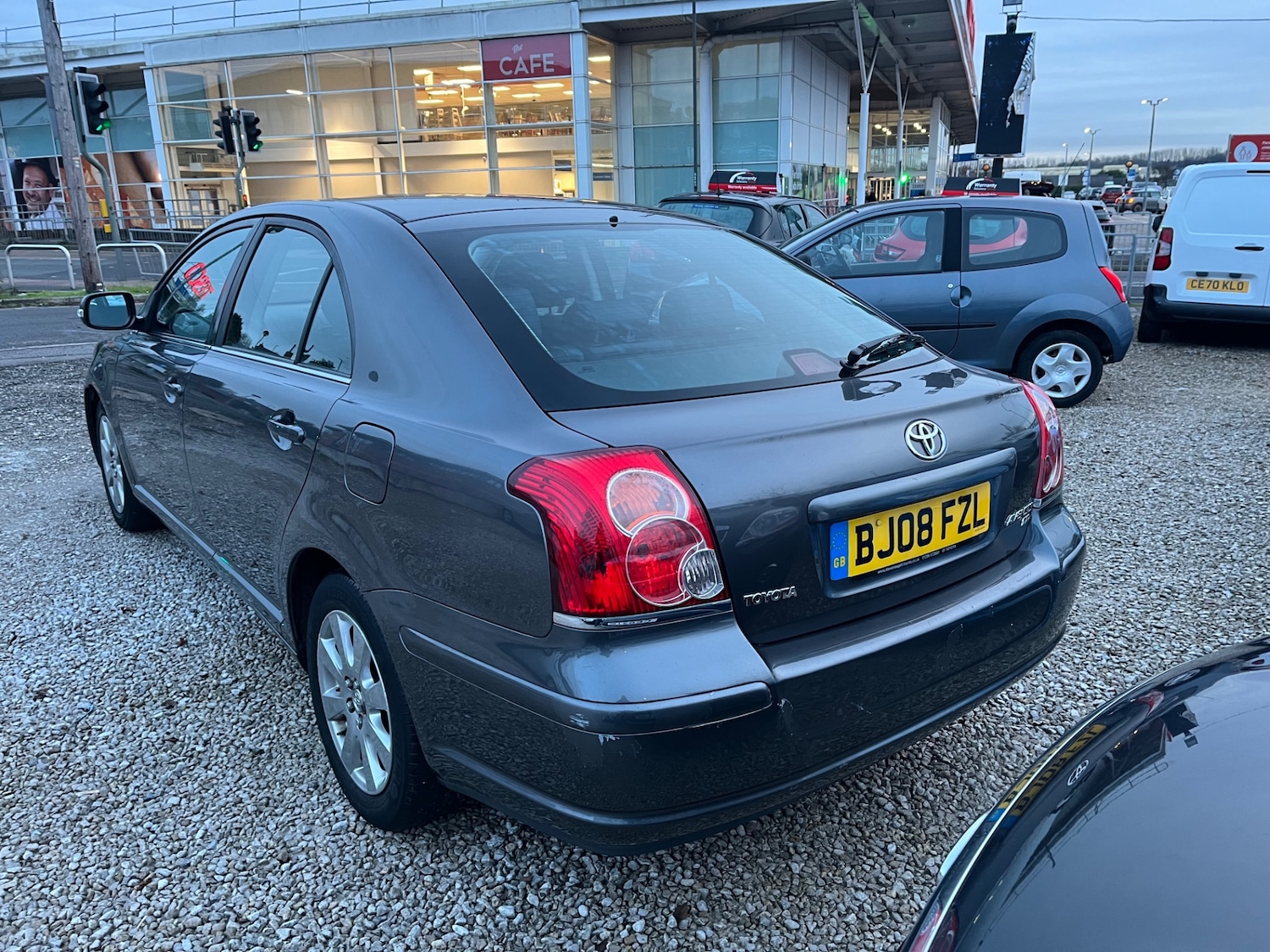 Used Toyota Avensis 2008 for sale - 76766879: Photo 4