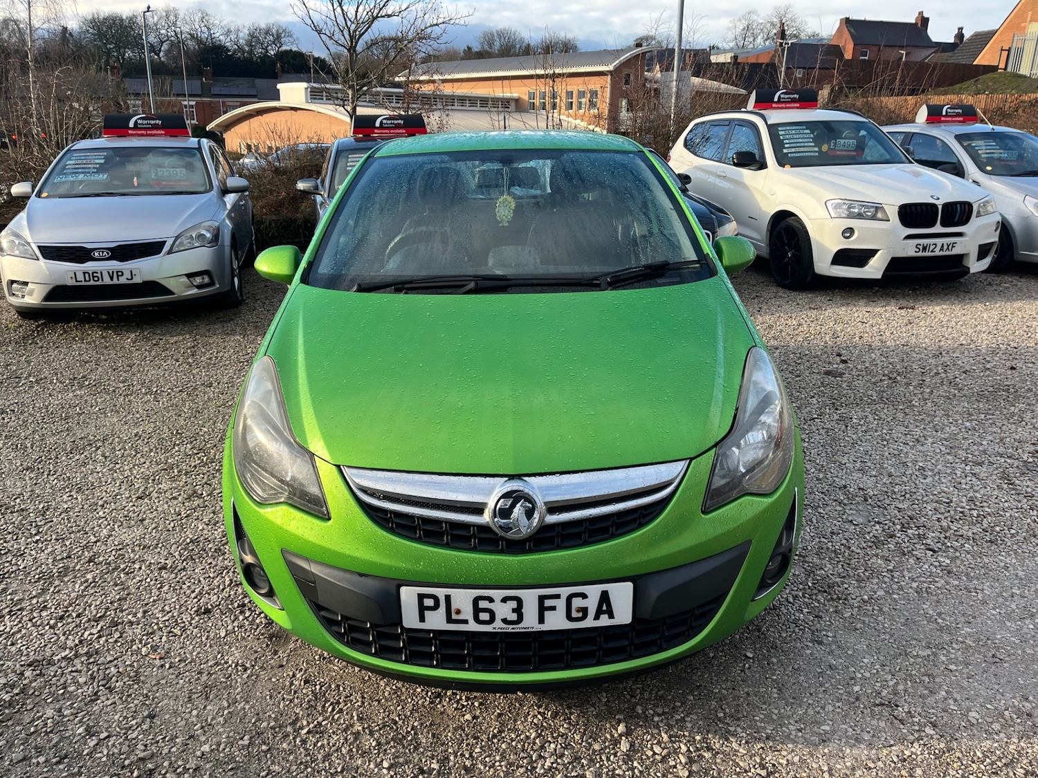 Used Vauxhall Corsa 2013 for sale - 77189507: Photo 2