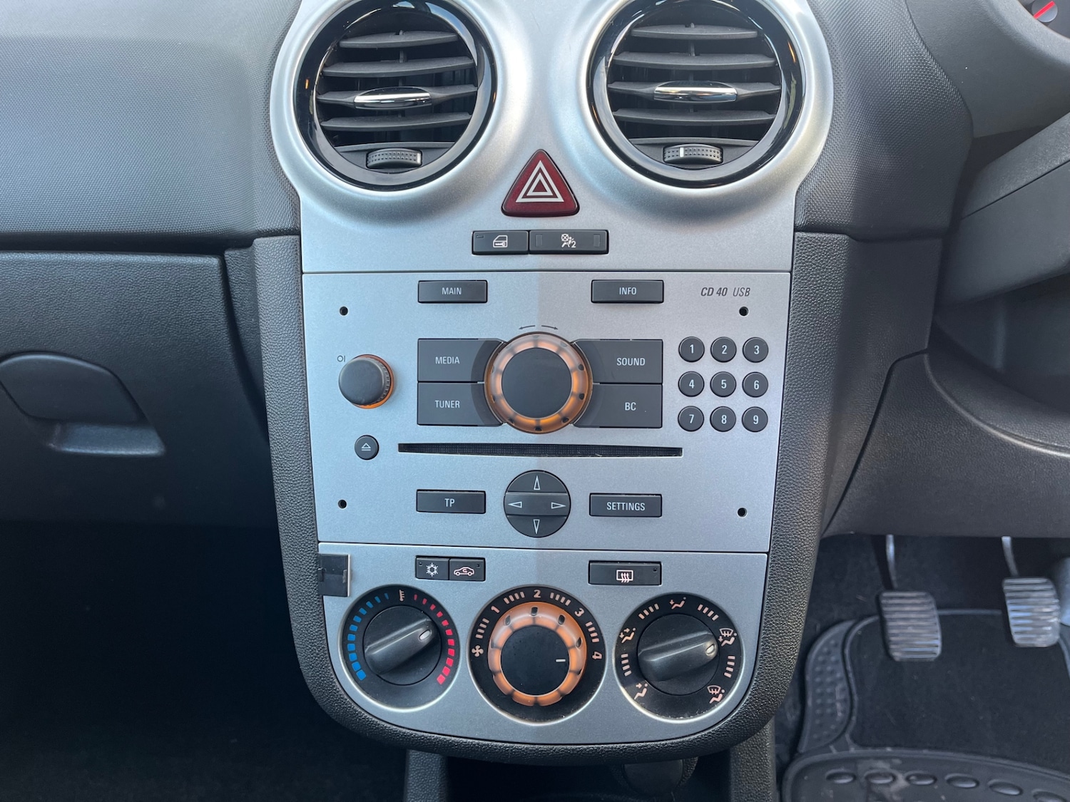 Used Vauxhall Corsa 2013 for sale - 77189507: Photo 20