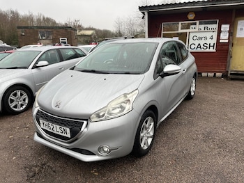 Used Peugeot 208 2012 for sale - 78090792: Photo