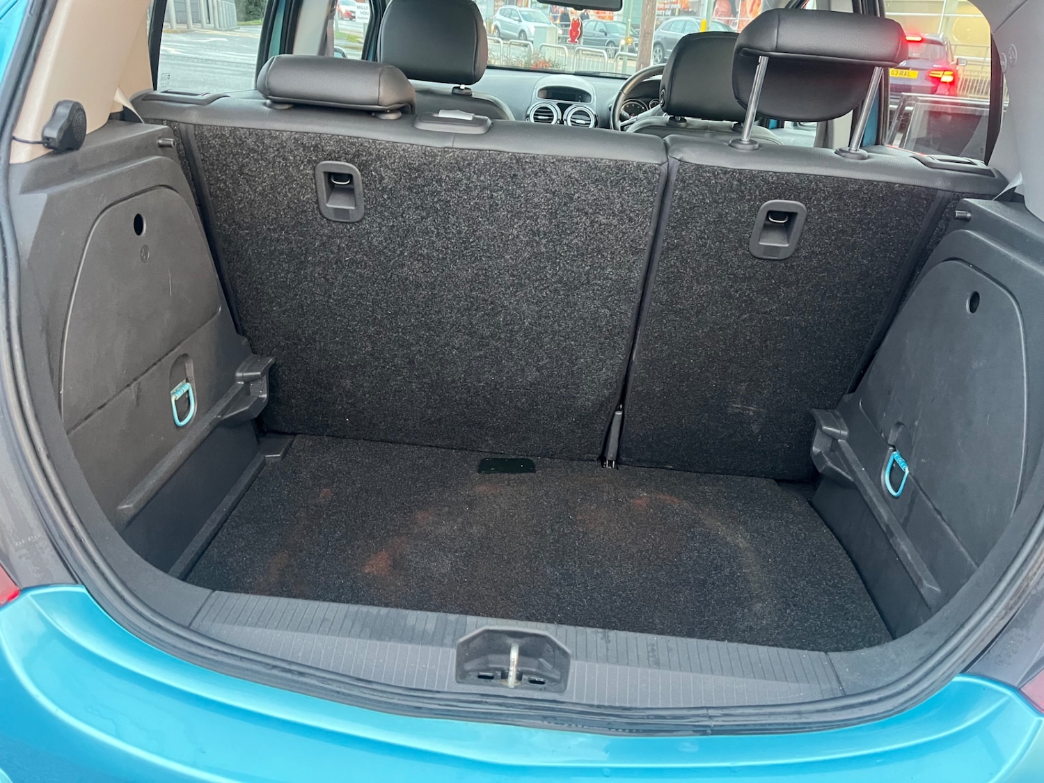 Used Vauxhall Corsa 2010 for sale - 77199297: Photo 10