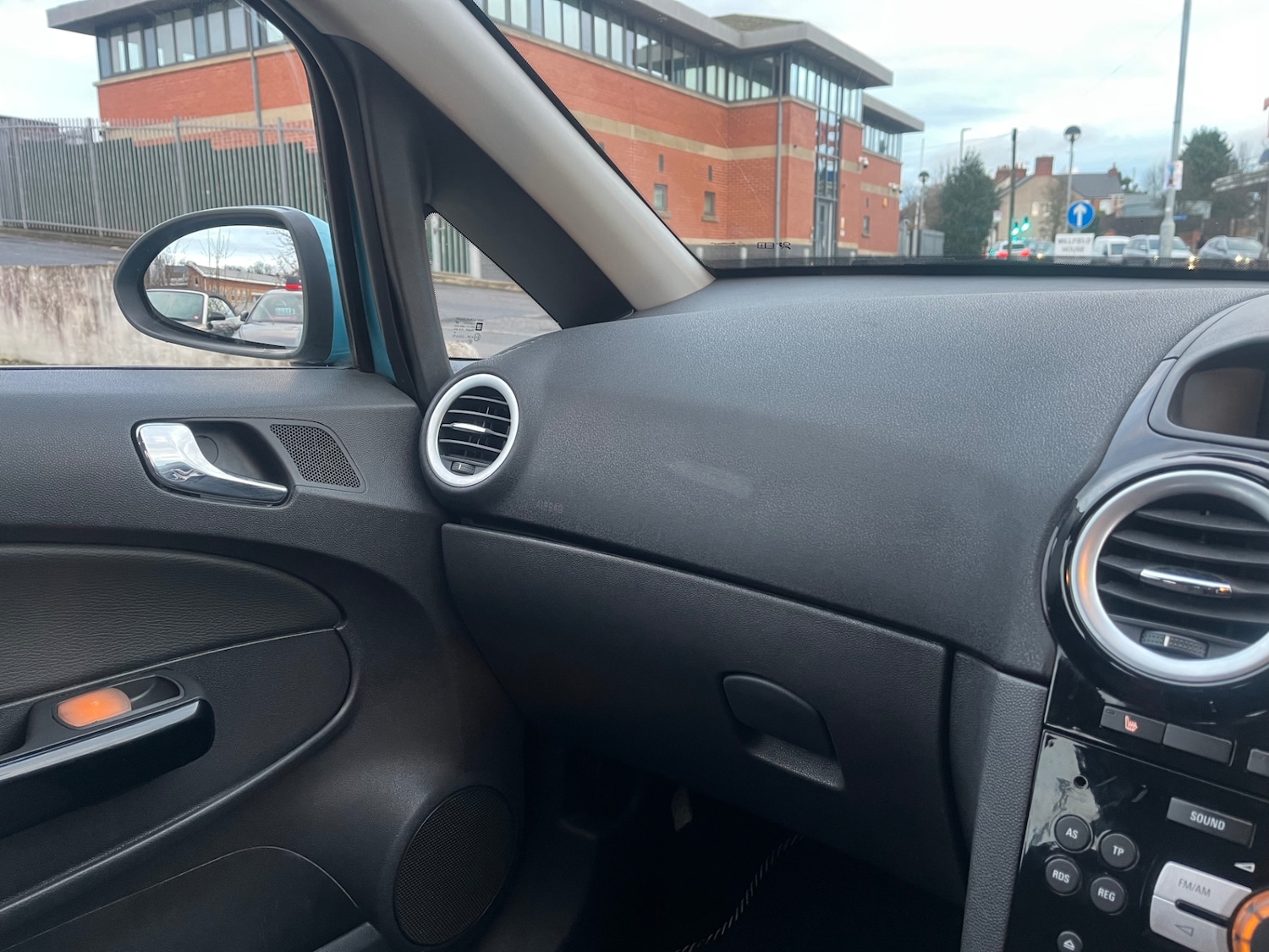 Used Vauxhall Corsa 2010 for sale - 77199297: Photo 18