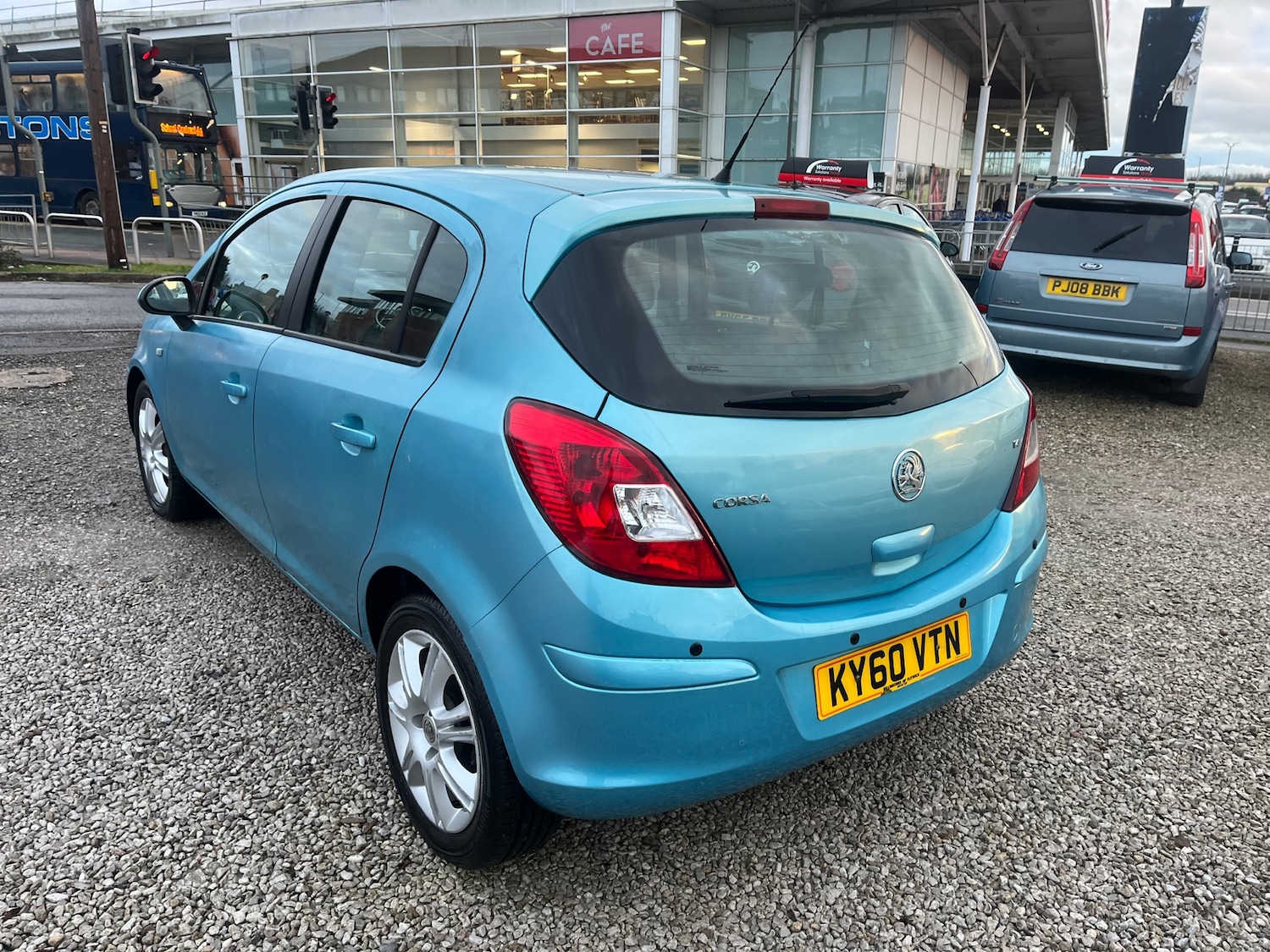 Used Vauxhall Corsa 2010 for sale - 77199297: Photo 4