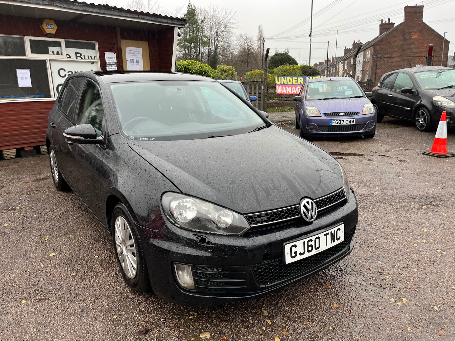 Used Volkswagen Golf 2010 for sale - 76618208: Photo 1