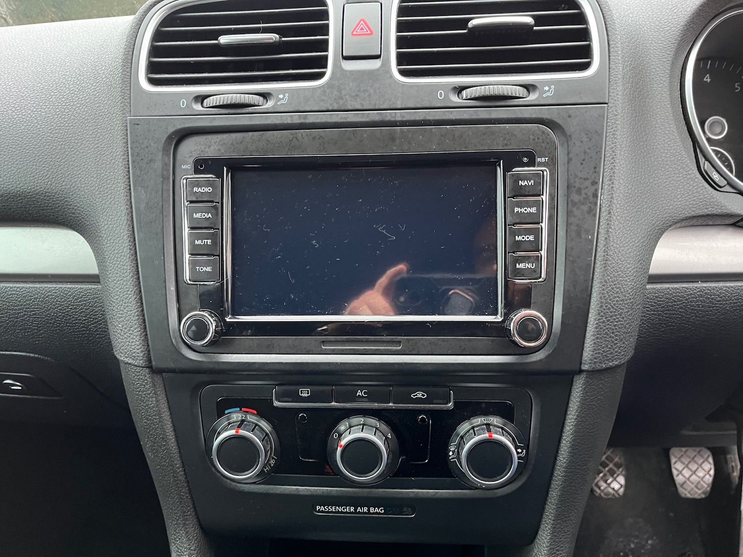 Used Volkswagen Golf 2010 for sale - 76618208: Photo 14