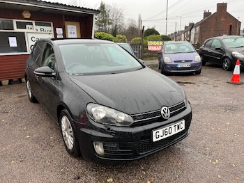Used Volkswagen Golf 2010 for sale - 76618208: Photo