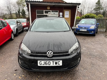 Used Volkswagen Golf 2010 for sale - 76618208: Photo