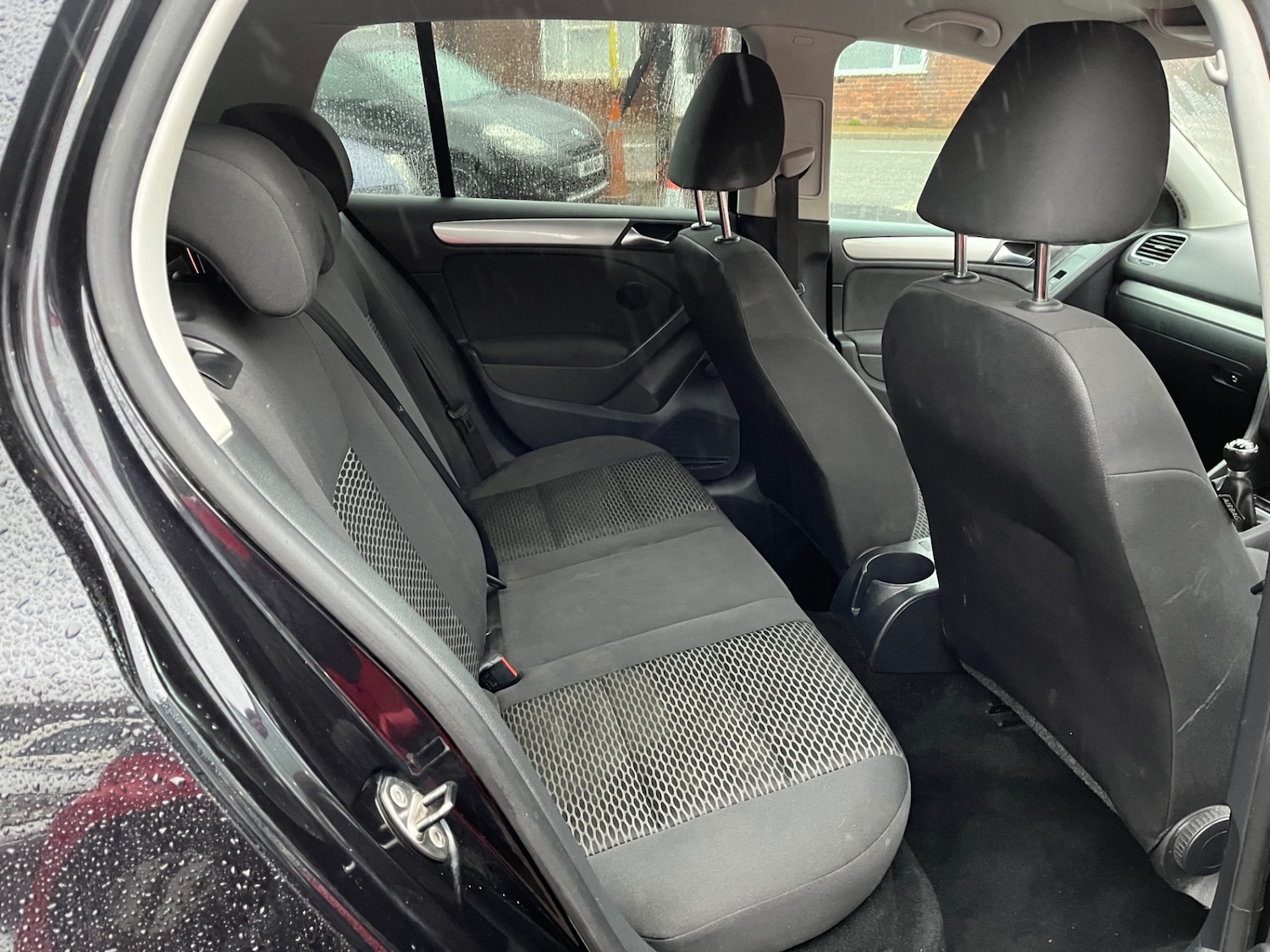 Used Volkswagen Golf 2010 for sale - 76618208: Photo 8