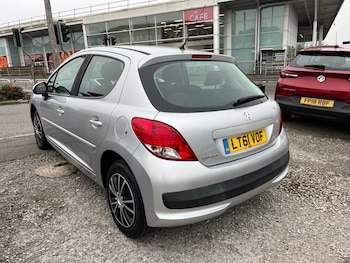 Used Peugeot 207 2011 for sale - 76268676: Photo 4