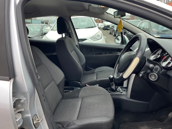 Used Peugeot 207 2011 for sale - 76268676: Photo 7