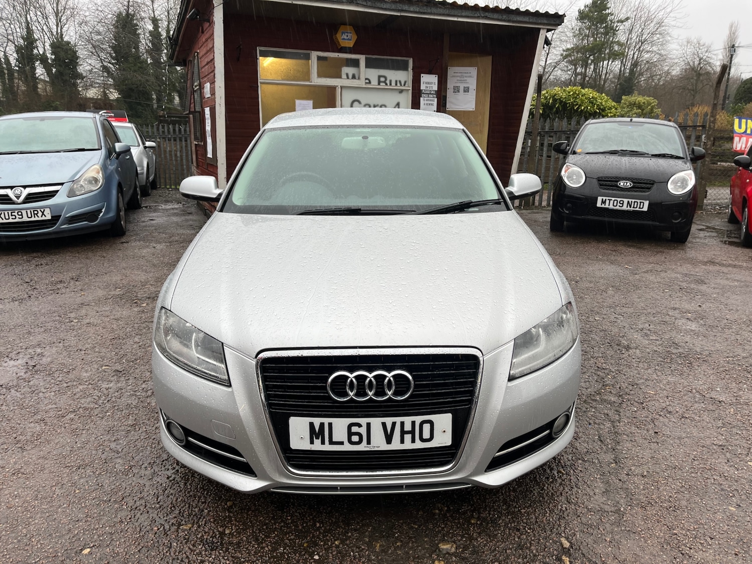 Used Audi A3 2011 for sale - 77189494: Photo 2