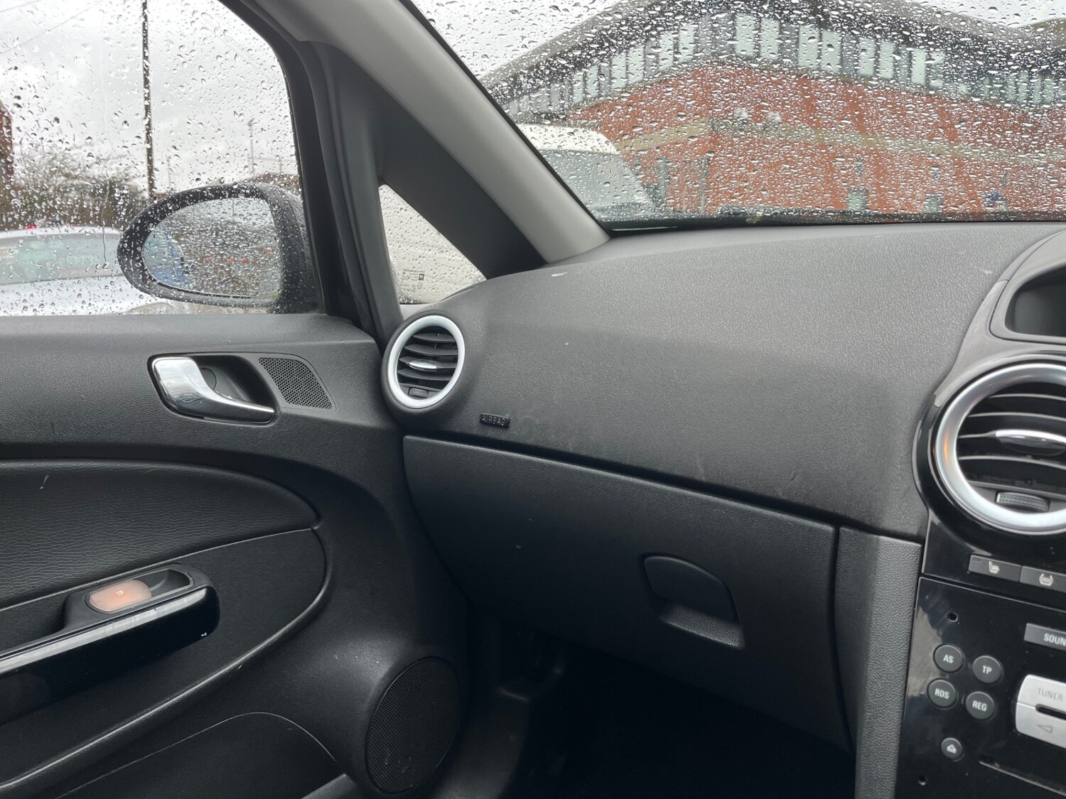 Used Vauxhall Corsa 2014 for sale - 77718944: Photo 16