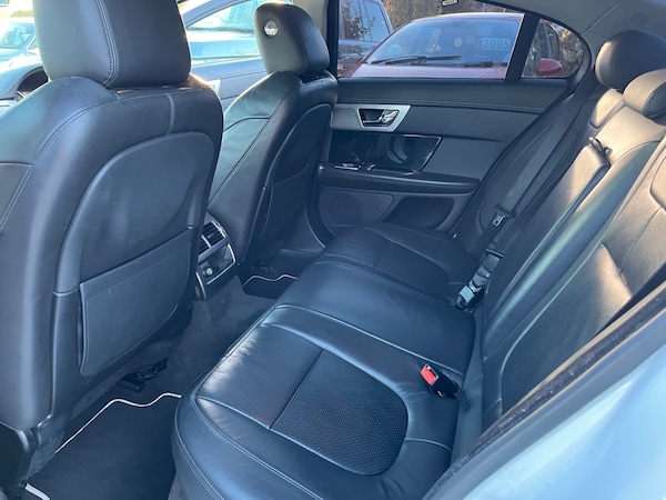 Used Jaguar XF 2014 for sale - 76187316: Photo 10