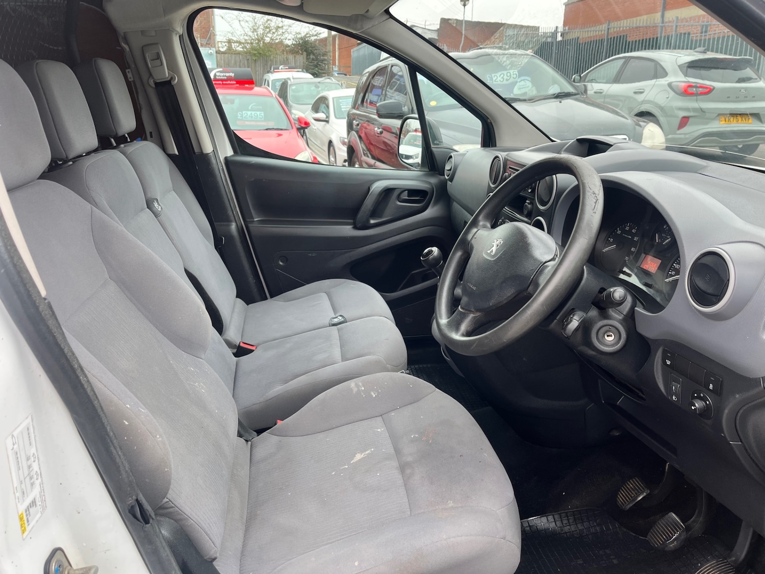 Used Peugeot Partner 2016 for sale - 77807499: Photo 7