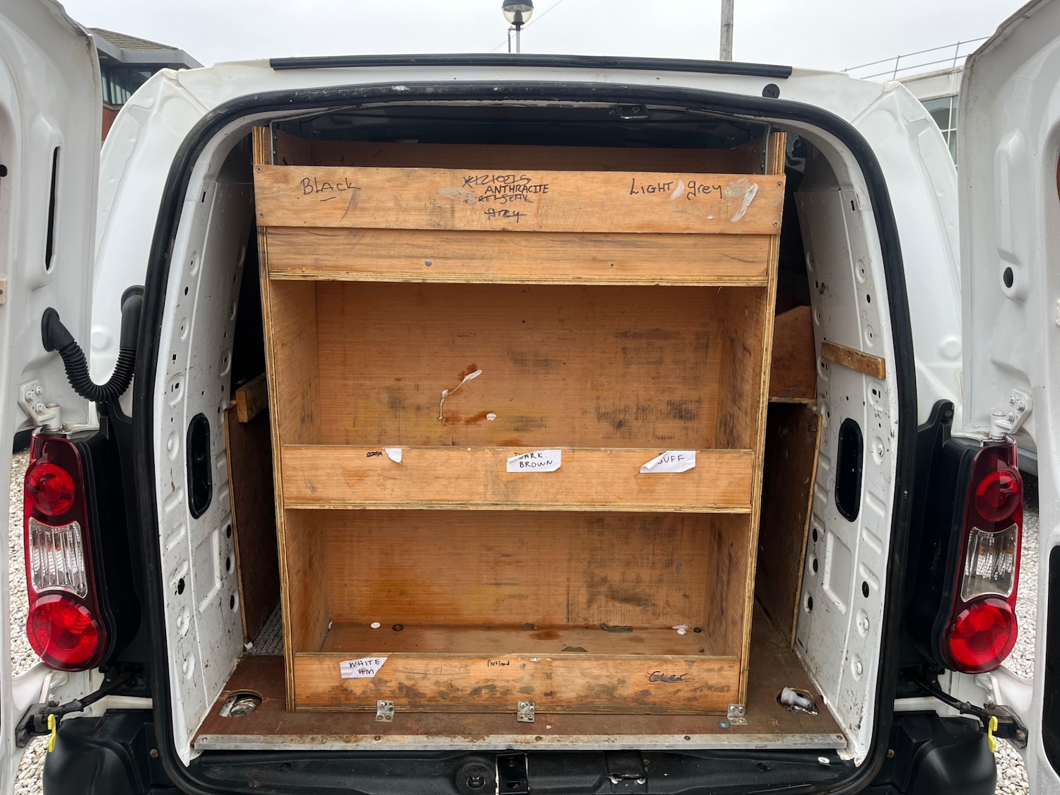 Used Peugeot Partner 2016 for sale - 77807499: Photo 9