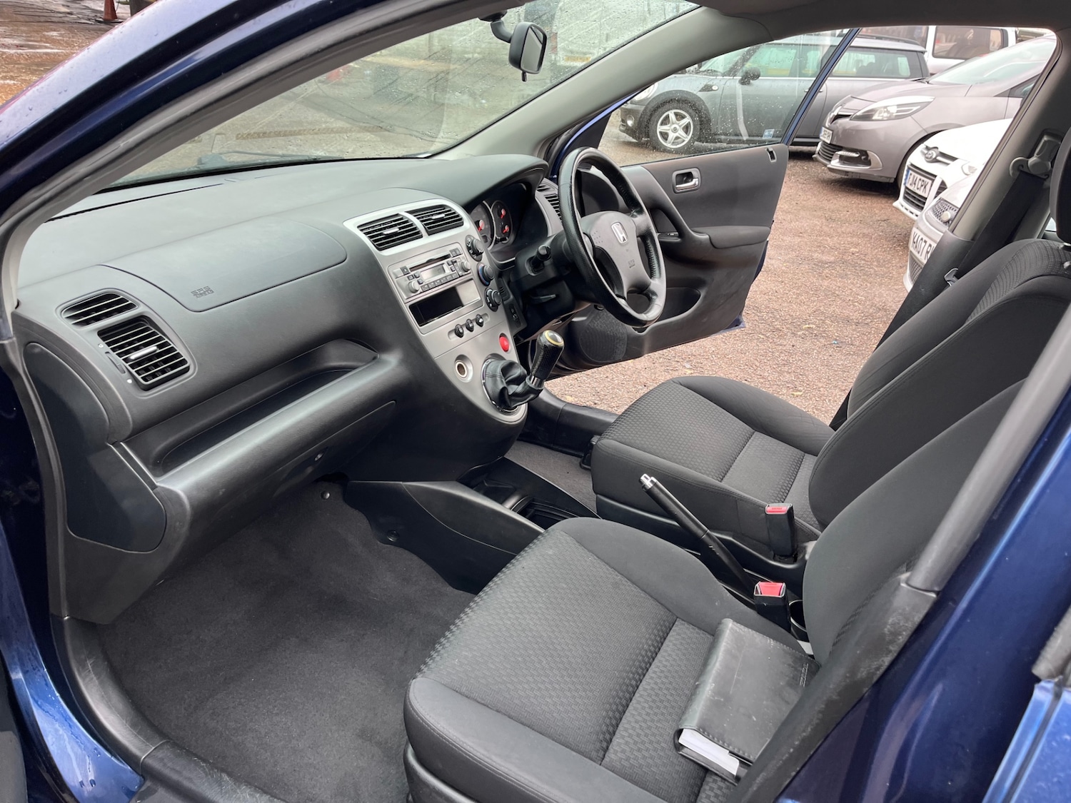 Used Honda Civic 2004 for sale - 77718345: Photo 11