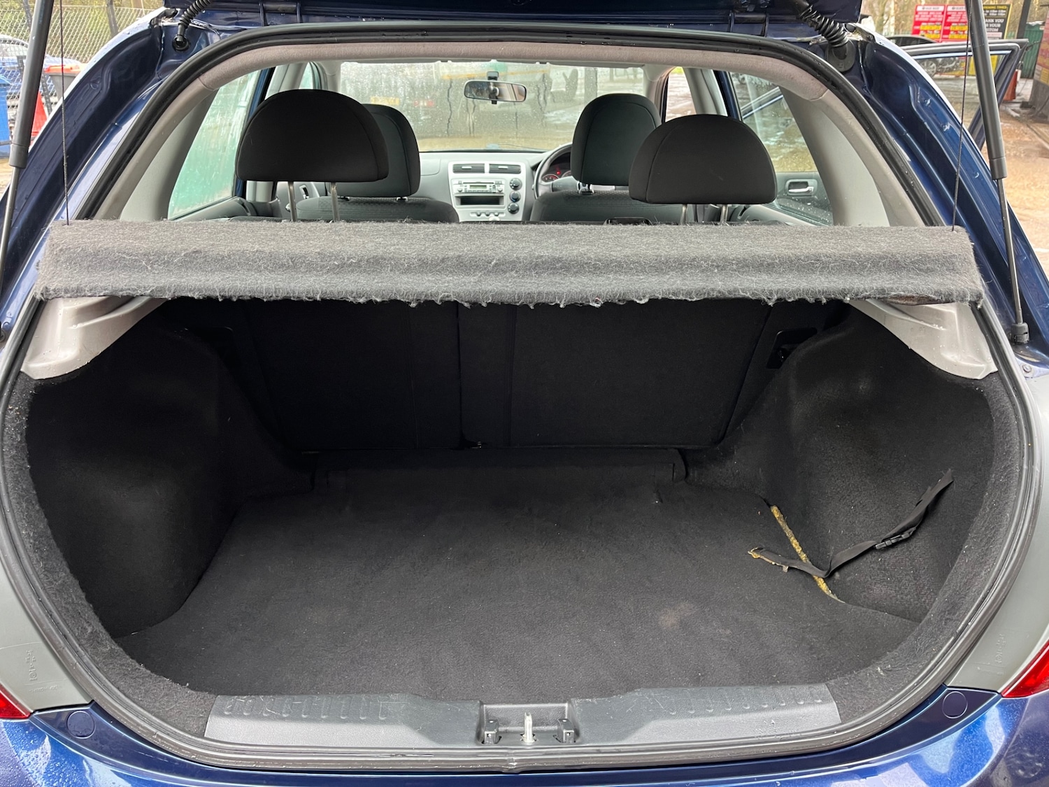 Used Honda Civic 2004 for sale - 77718345: Photo 9