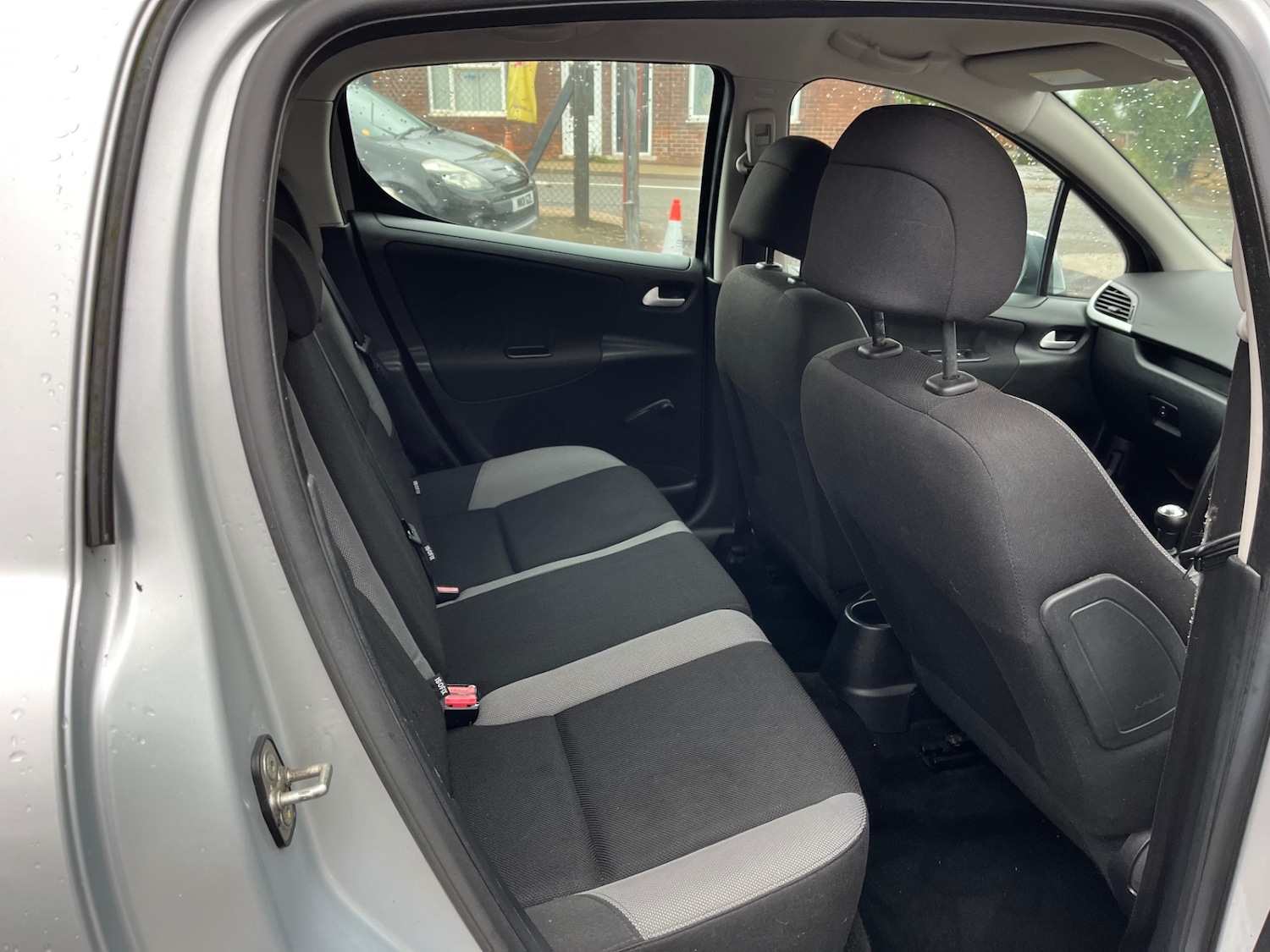 Used Peugeot 207 2007 for sale - 76545499: Photo 8