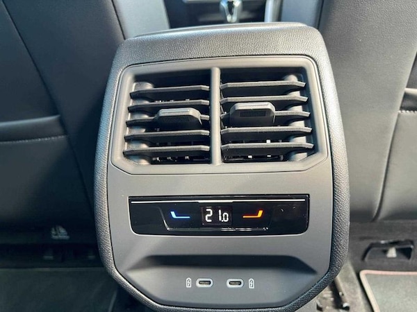 Used SEAT Leon 2024 for sale - 75385744: Photo 11
