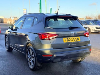 Used SEAT Arona 2023 for sale - 76738948: Photo