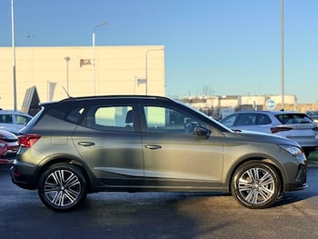 Used SEAT Arona 2023 for sale - 76738948: Photo