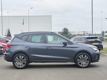 Used SEAT Arona 2023 for sale - 76131598: Photo