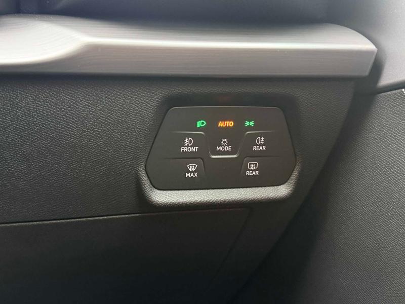 Used SEAT Leon 2025 for sale - 76738945: Photo 33