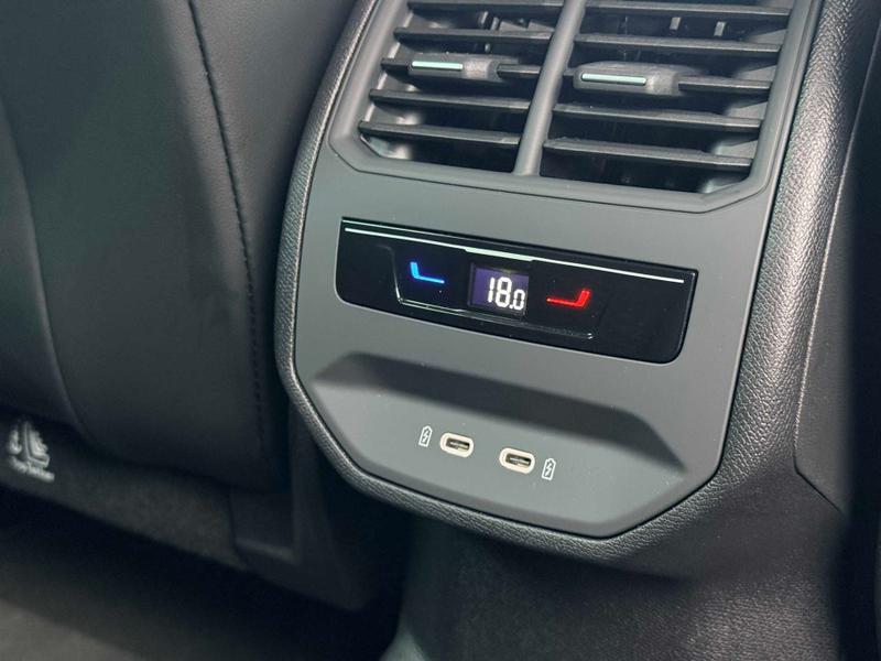 Used SEAT Leon 2025 for sale - 76738945: Photo 39