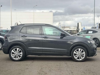 Used Volkswagen T-Cross 2020 for sale - 77567434: Photo