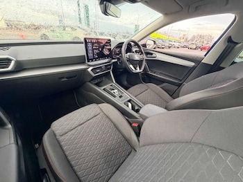 Used SEAT Leon 2025 for sale - 77975898: Photo