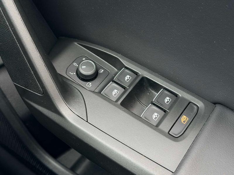 Used SEAT Leon 2021 for sale - 77855043: Photo 32