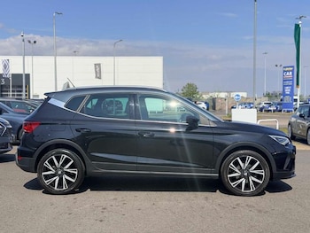 Used SEAT Arona 2023 for sale - 78329503: Photo